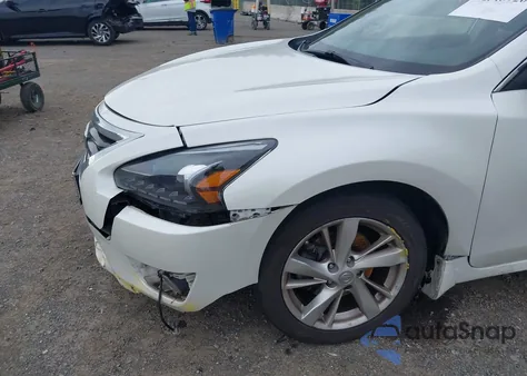 2013 Nissan Altima 2.5 Sv z USA, uszkodzony, nr VIN 1N4AL3AP5DN492547